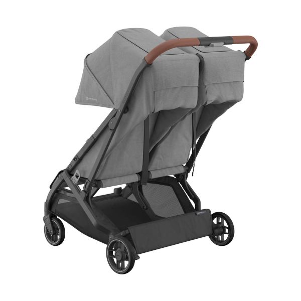 UPPAbaby MINU Duo Buggy - Greyson Carbon Frame Met Bruin Leer UPPAbaby MINU Duo Buggy - Greyson Carbon Frame Met Bruin Leer