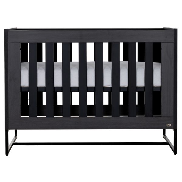 TWF Ledikant 60 x 120 - Commode - Hanglegkast Preston TWF Ledikant 60 x 120 - Commode - Hanglegkast Preston