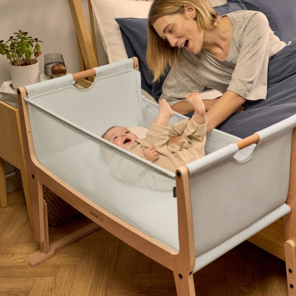 Snuz Bedside Crib SnuzPod Studio Stockholm Natural