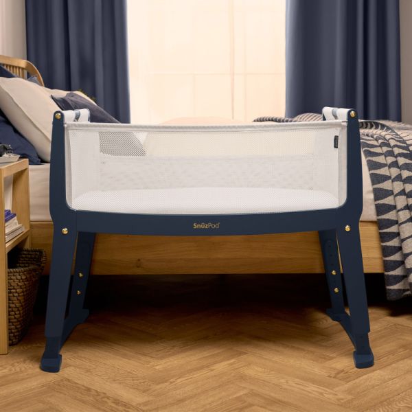 Snuz Bedside Crib SnuzPod Studio London Navy Snuz Bedside Crib SnuzPod Studio London Navy