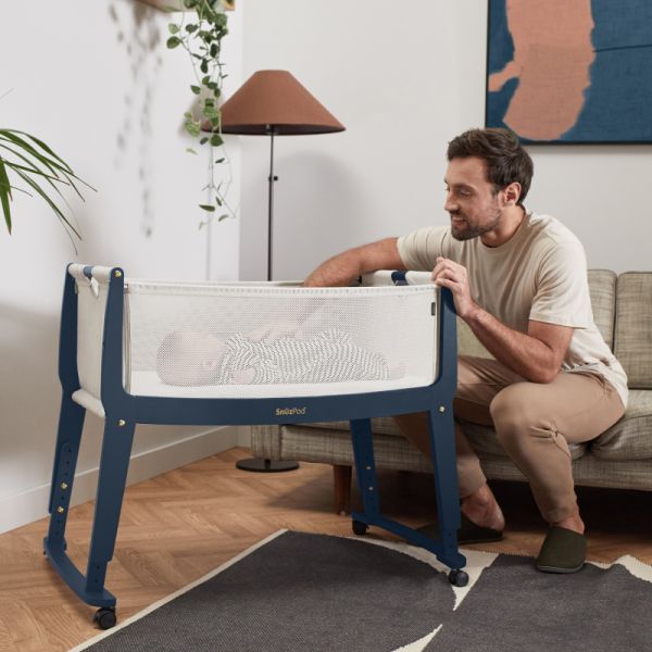Snuz Bedside Crib SnuzPod Studio London Navy Snuz Bedside Crib SnuzPod Studio London Navy