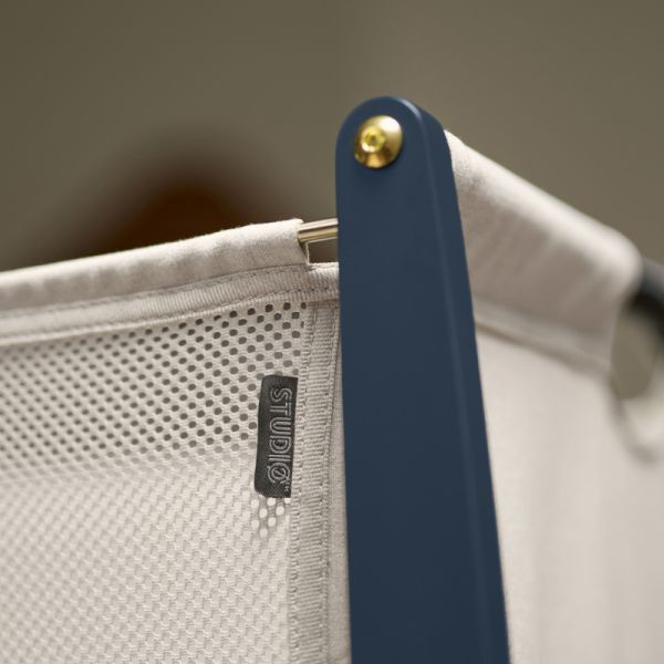 Snuz Bedside Crib SnuzPod Studio London Navy Snuz Bedside Crib SnuzPod Studio London Navy