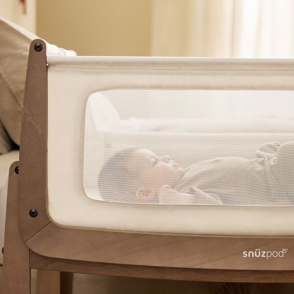Snuz Co-Sleeper SnüzPod⁵ - Walnut Snuz Co-Sleeper SnüzPod⁵ - Walnut