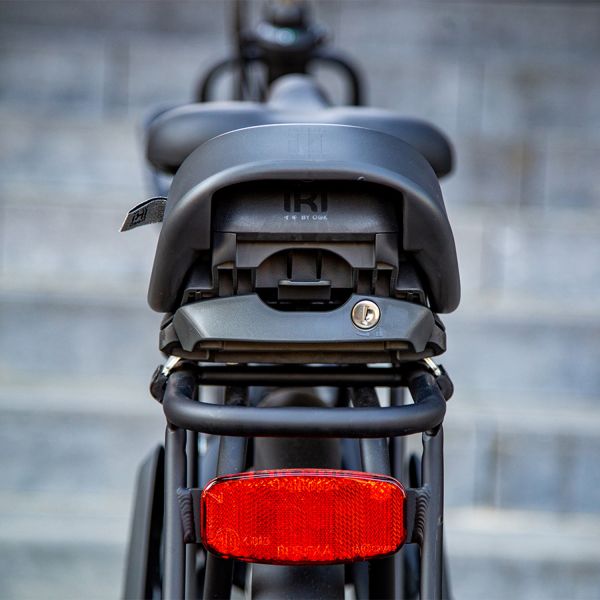 Urban Iki Fietsstoeltje Junior - Bincho Black/Inaho Beige - Zonder Montagekader Urban Iki Fietsstoeltje Junior - Bincho Black/Inaho Beige - Zonder Montagekader