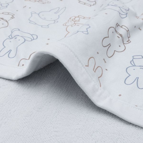 Jollein Miffy Moments Wiegdeken - 75 x 100 cm - Cloudy Blue Jollein Miffy Moments Wiegdeken - 75 x 100 cm - Cloudy Blue