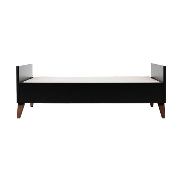 TWF Ledikant 70 x 140 - Commode XL 3 Laden 1 Deur Modena Walnoot - Hanglegkast 2 Deuren 1 Lade Modena Walnoot TWF Ledikant 70 x 140 - Commode XL 3 Laden 1 Deur Modena Walnoot - Hanglegkast 2 Deuren 1 Lade Modena Walnoot
