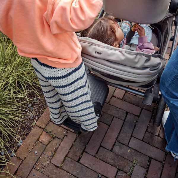 Joolz Footboard With Seat Day3 / Day+ / Geo3 Joolz Footboard With Seat Day3 / Day+ / Geo3