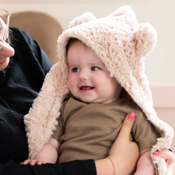 Baby's Only Wikkeldeken Met Oortjes Snow Oud Roze