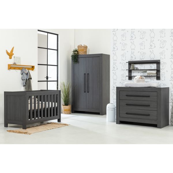 Interbaby Ledikant 70 x 140 - Commode 3 Laden - Hanglegkast 2 Deuren Austin Interbaby Ledikant 70 x 140 - Commode 3 Laden - Hanglegkast 2 Deuren Austin