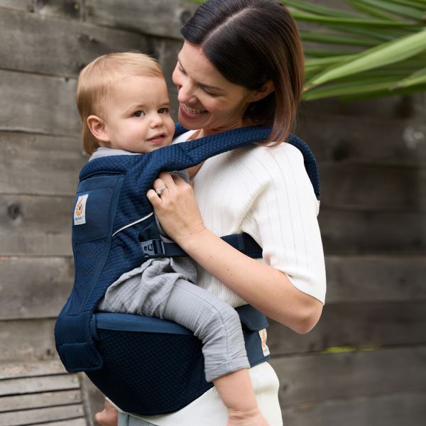 Ergobaby Alta Hip Seat - Midnight Blue Ergobaby Alta Hip Seat - Midnight Blue