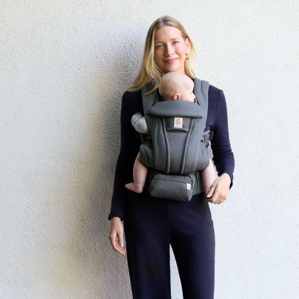 Ergobaby Omni Deluxe Mesh Draagzak - Graphite Grey Ergobaby Omni Deluxe Mesh Draagzak - Graphite Grey