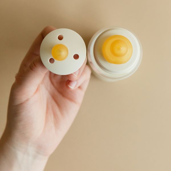 BIBS Flesspeen Rond - Slow Flow - 2 Pack - Latex BIBS Flesspeen Rond - Slow Flow - 2 Pack - Latex