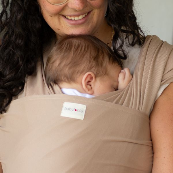 Babylonia Tricot-Slen Draagdoek Cool - Nougatine Babylonia Tricot-Slen Draagdoek Cool - Nougatine