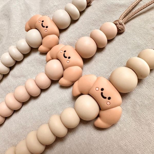 Chewies & More Speenkoord Croissant - Beige Chewies & More Speenkoord Croissant - Beige