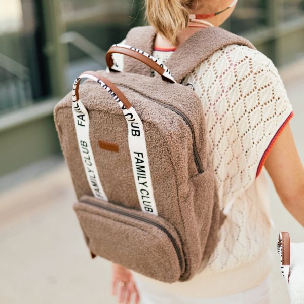 Childhome Family Club Verzorgingsrugzak - Signature - Teddy - Zacht Bruin Childhome Family Club Verzorgingsrugzak - Signature - Teddy - Zacht Bruin