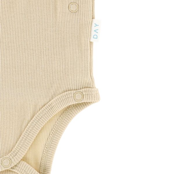 DAY Overslagromper Lange Mouw Rib - Mt. 50/56 - Cappuccino DAY Overslagromper Lange Mouw Rib - Mt. 50/56 - Cappuccino