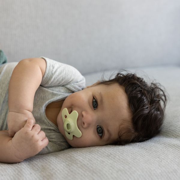 Difrax Fopspeen - Rond - 0-6 Mnd - Lime Emerald Difrax Fopspeen - Rond - 0-6 Mnd - Lime Emerald