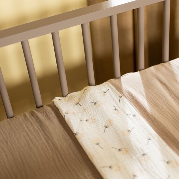 Europe Baby Evy Ledikant 60 x 120 cm - Chestnut Europe Baby Evy Ledikant 60 x 120 cm - Chestnut