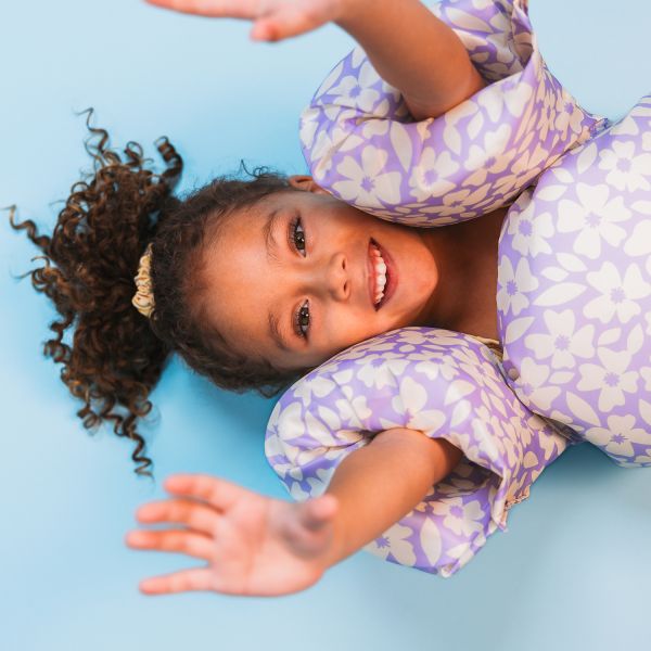 Swim Essentials Puddle Jumper - 2-6 Years / 15-30 Kg - Purple Flowers Swim Essentials Puddle Jumper - 2-6 Years / 15-30 Kg - Purple Flowers
