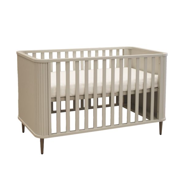 Interbaby Ledikant 70 x 140 cm + Commode 3 Lades Sunshine Interbaby Ledikant 70 x 140 cm + Commode 3 Lades Sunshine