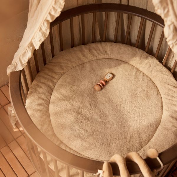 Jollein Fluffy Boxkleed - Ø 95 cm - Sand Jollein Fluffy Boxkleed - Ø 95 cm - Sand