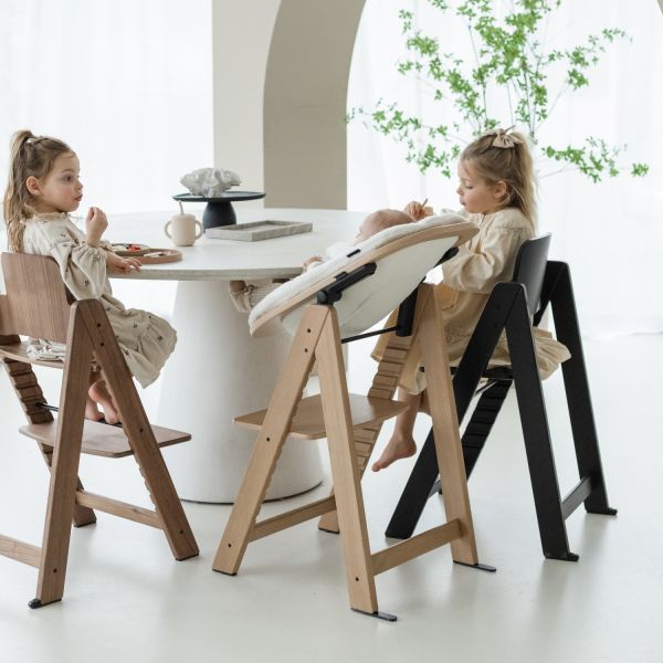 Kidsmill Up! Meegroeistoel - Eiken Zwart Kidsmill Up! Meegroeistoel - Eiken Zwart