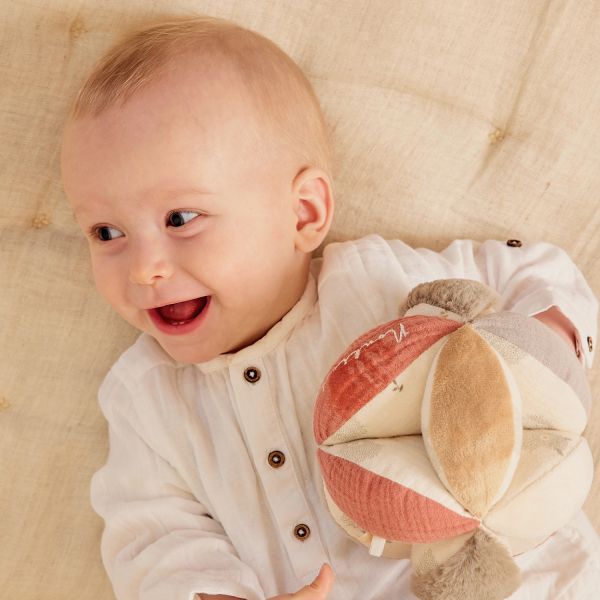 Noukie's F&O Grijpbal - 15 cm Noukie's F&O Grijpbal - 15 cm