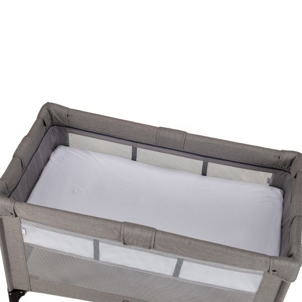 Qute Q-Matti Campingbedmatras Incl. Hoes Katoen Wit 3 cm Qute Q-Matti Campingbedmatras Incl. Hoes Katoen Wit 3 cm