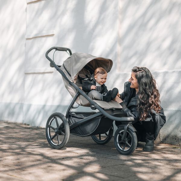 Thule Urban Glide 3 Kinderwagen - Magnetic Buckle - Tinted Taupe Thule Urban Glide 3 Kinderwagen - Magnetic Buckle - Tinted Taupe