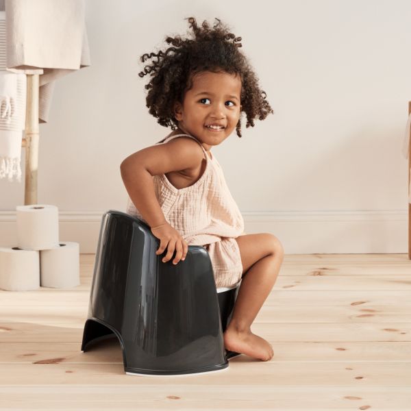 Baby Björn® Zetel Plaspotje - Zwart/Wit Baby Björn® Zetel Plaspotje - Zwart/Wit