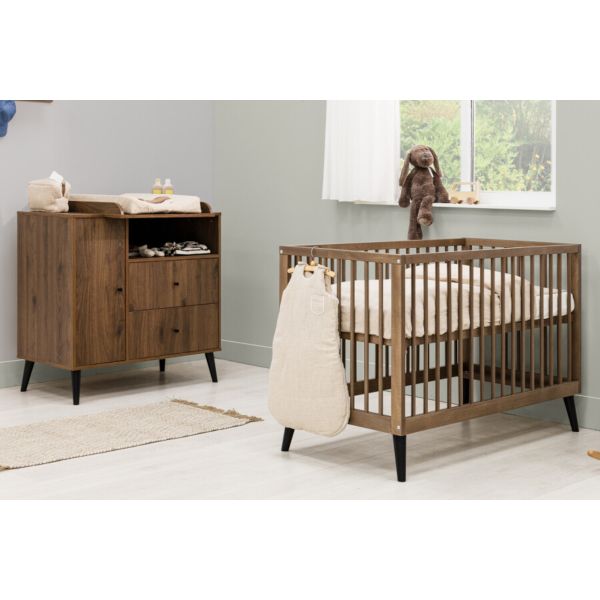 Bopita Ledikant 60 x 120 - Commode - Zara - Walnoot Bopita Ledikant 60 x 120 - Commode - Zara - Walnoot