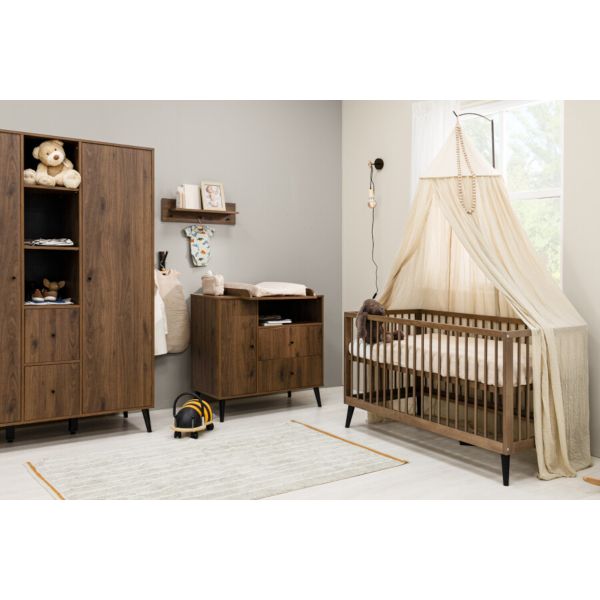 Bopita Ledikant 60 x 120 - Commode - 2‑Deurskast XL - Zara - Walnoot Bopita Ledikant 60 x 120 - Commode - 2‑Deurskast XL - Zara - Walnoot