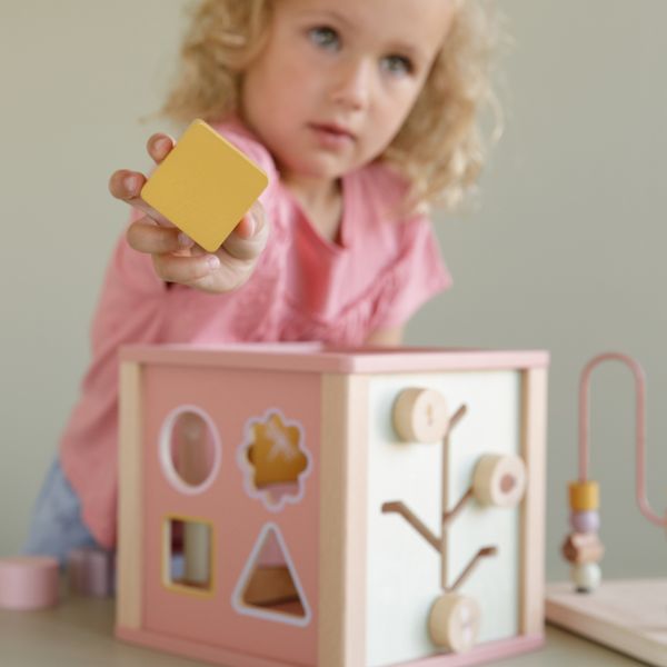 Little Dutch Activiteitenkubus Pink Little Dutch Activiteitenkubus Pink