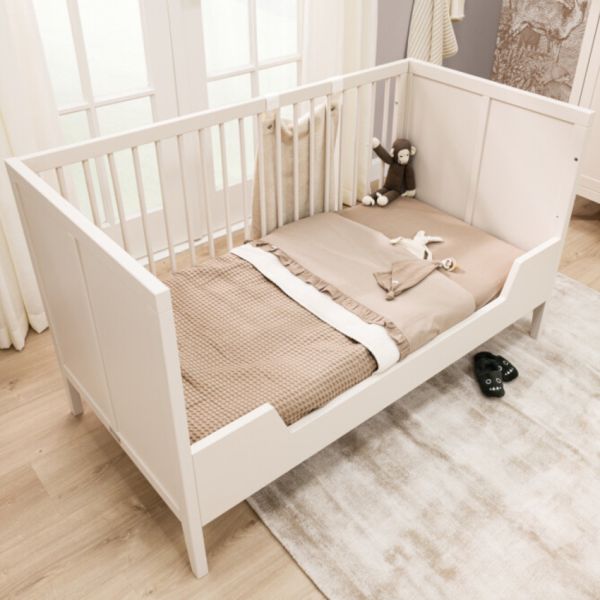 Bopita Ledikant 70 x 140 cm - Commode - Hanglegkast 3-drs - Vieve - Dune Bopita Ledikant 70 x 140 cm - Commode - Hanglegkast 3-drs - Vieve - Dune