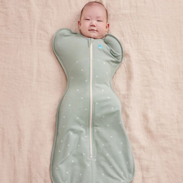 Love To Dream SwaddleUp™ 1.5 TOG - Fase 1 - Maat S - Olive Twig Love To Dream SwaddleUp™ 1.5 TOG - Fase 1 - Maat S - Olive Twig
