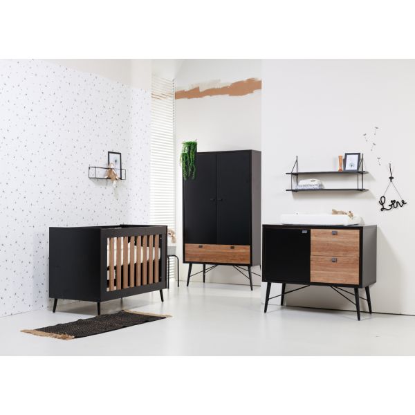 TWF Ledikant 70x140 (+juniorzijde) Retro Black TWF Ledikant 70x140 (+juniorzijde) Retro Black
