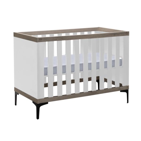Interbaby Ledikant 60 x 120 Strips Wit Interbaby Ledikant 60 x 120 Strips Wit