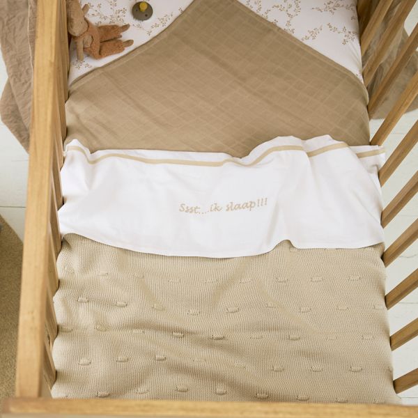 Meyco Baby Wiegdeken Knots Soft Sand 75 x 100 cm Meyco Baby Wiegdeken Knots Soft Sand 75 x 100 cm