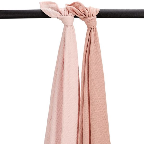Meyco Baby Uni Swaddle - 2 Stuks - Pre-Washed Hydrofiel - Soft Rose/Rose Meyco Baby Uni Swaddle - 2 Stuks - Pre-Washed Hydrofiel - Soft Rose/Rose