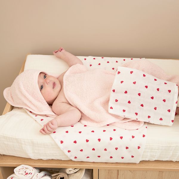 Meyco Baby Multidoek tetra Sweet Heart Red 70 x 70 cm 3-Pack Meyco Baby Multidoek tetra Sweet Heart Red 70 x 70 cm 3-Pack