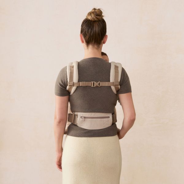 Ergobaby Omni Deluxe Mesh Draagzak - Natural Beige Ergobaby Omni Deluxe Mesh Draagzak - Natural Beige