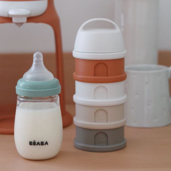 Beaba Stapelbare Doseerdozen 4 compartimenten wit/terracota
