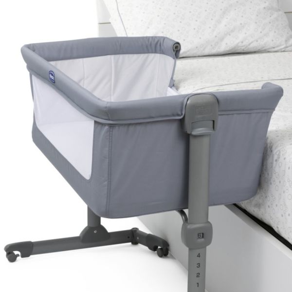 Chicco Essential Next2Me Co-Sleeper - Stone Chicco Essential Next2Me Co-Sleeper - Stone