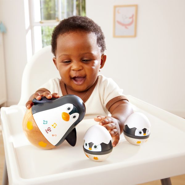 Hape Babyspeelgoed - Wobbling Penguin Family Hape Babyspeelgoed - Wobbling Penguin Family