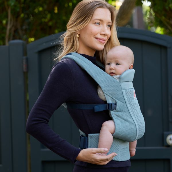 Ergobaby Omni Lite Mesh Draagzak - Slate Blue Ergobaby Omni Lite Mesh Draagzak - Slate Blue