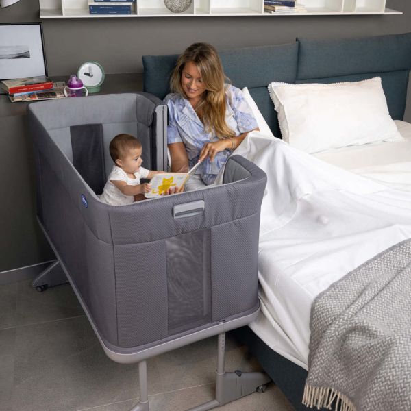 Chicco Forever Next2Me Co-Sleeper - Moon Grey Chicco Forever Next2Me Co-Sleeper - Moon Grey