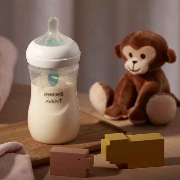 Philips Avent Fles Natural Response AirFree Olifant 260ml Philips Avent Fles Natural Response AirFree Olifant 260ml