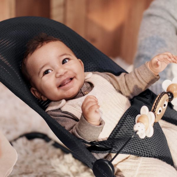Baby Björn® Speelboog - Ondeugende Oogjes - Zwart/Wit Baby Björn® Speelboog - Ondeugende Oogjes - Zwart/Wit