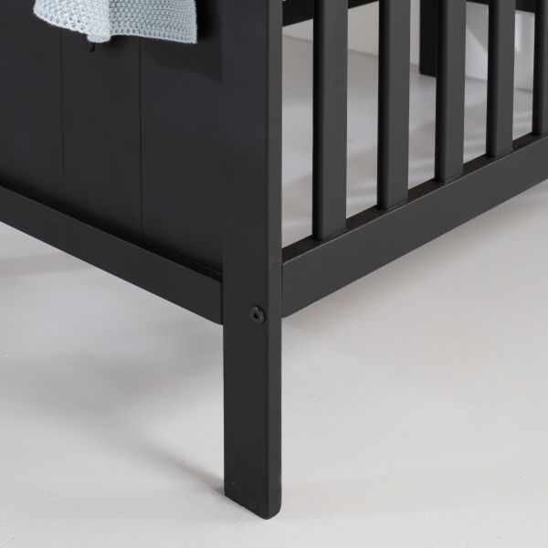 Europe Baby Ralph Ledikant 60 x 120 cm - Mat Zwart Europe Baby Ralph Ledikant 60 x 120 cm - Mat Zwart