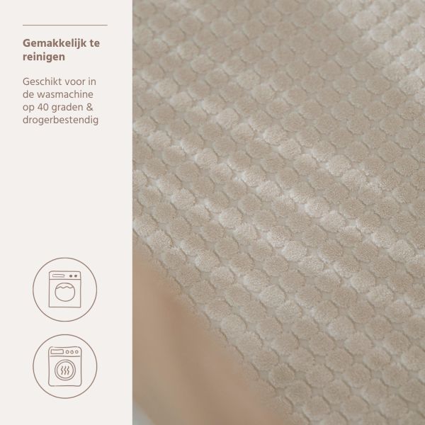 Meyco Deluxe Jacquard Pebble Boxmatrashoeslaken - 75 x 95 cm - Soft Sand Meyco Deluxe Jacquard Pebble Boxmatrashoeslaken - 75 x 95 cm - Soft Sand